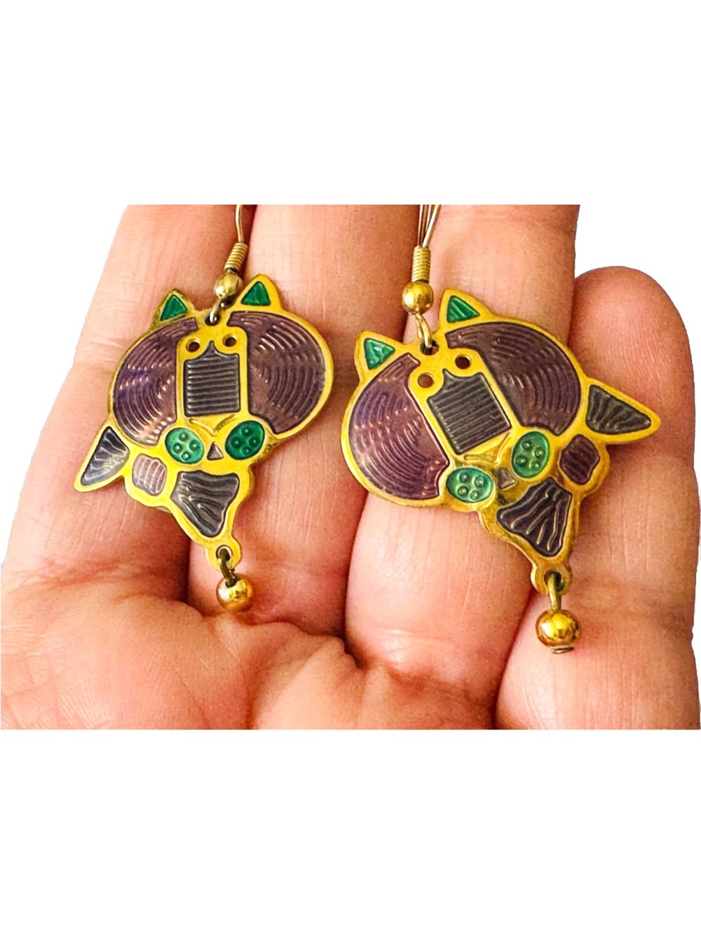 Vintage 1980's 1990's CAT Purple Green Enamel Gold Tone Pierced Earrings